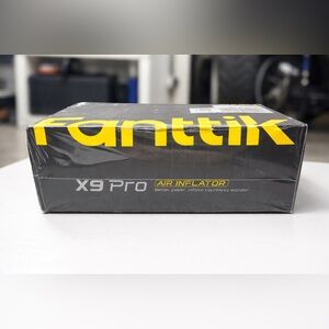 Fanttik X9 Pro Portable Air Inflator Digital Tire Pump 150 PSI USB-C Rechargeabl